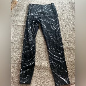 PINK Victoria’s Secret leggings